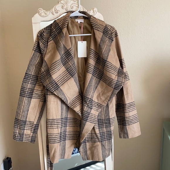 Brand New Coat with Belt - Picture 2 of 5